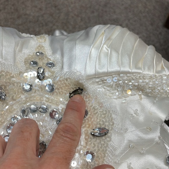 Satin beaded with lace insert gown/ wedding dress - Picture 13 of 13